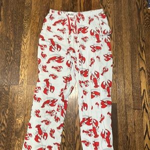 Men’s XL pajama pants with crabs printed on them